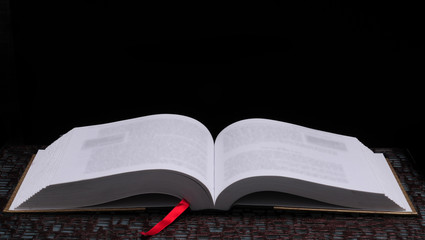 沈烨苏卿卿窦姿若是什么小说