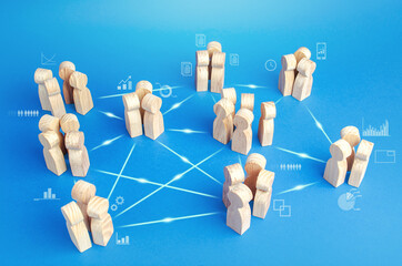 算汽车的油耗是拿油钱除以公里数还是拿公里数除以油钱？