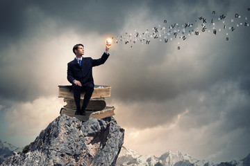 郑语童人物介绍