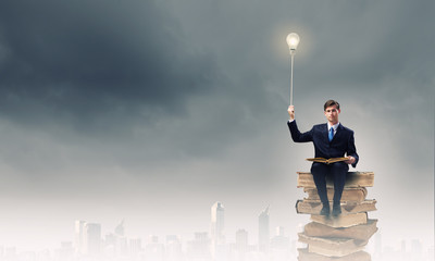 解放J6L一26o汽车是多少马力