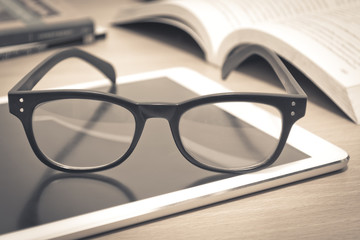 雷凌需要加装倒车雷达不